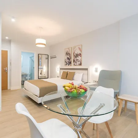 Holiday home Urban Square 1b3 By Canaraiasgetaway